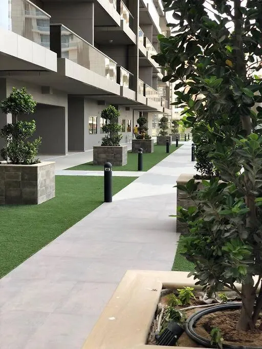 Sweet Studio In Dubai Sports City 0*,